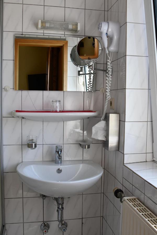 Garni Hotel-Pension Holum Neuharlingersiel Εξωτερικό φωτογραφία