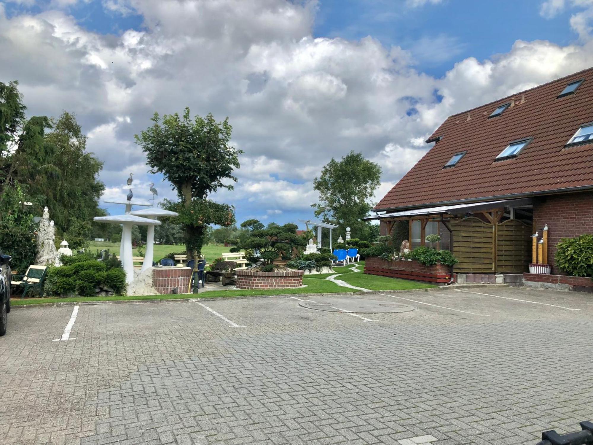 Garni Hotel-Pension Holum Neuharlingersiel Εξωτερικό φωτογραφία